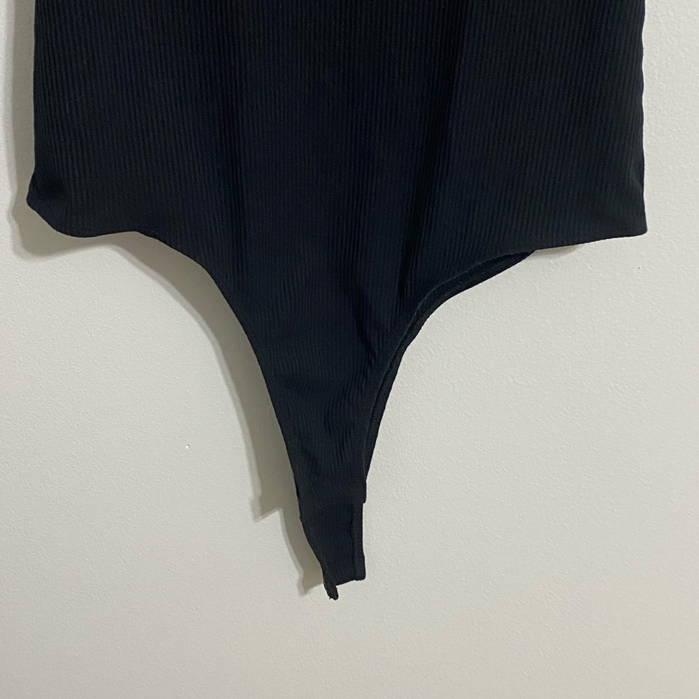SHEIN Ribbed Bodysuit - Picture 4 of 7
